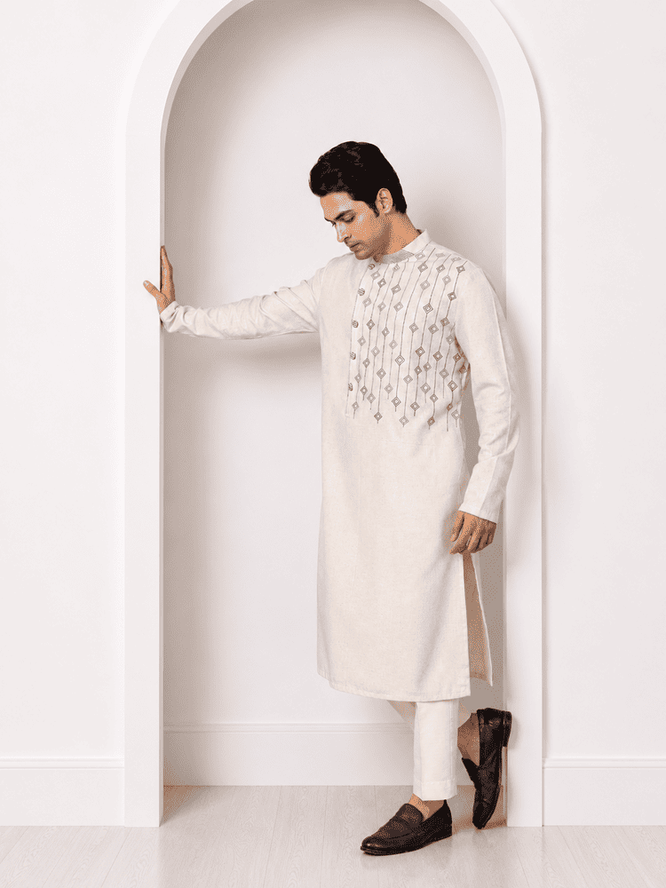 Offwhite Geometrical Pattern Embroidered Kurta Set