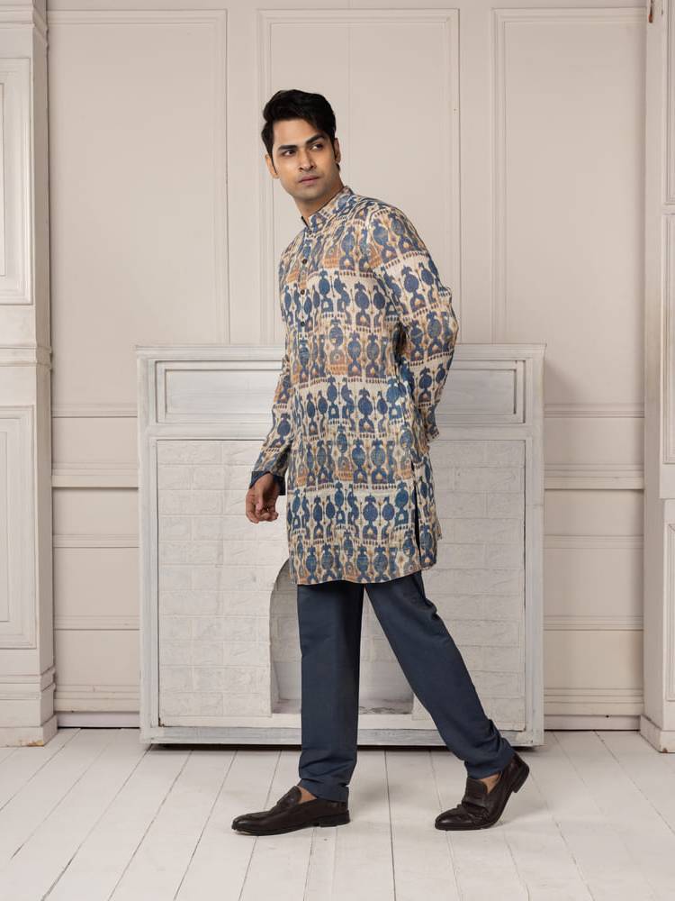 Blue and beige printed kurta with a straight fit trousers