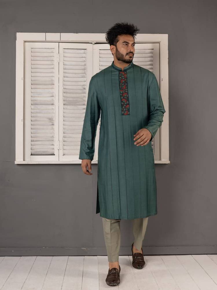Teal hand Embroidered Kurta Set